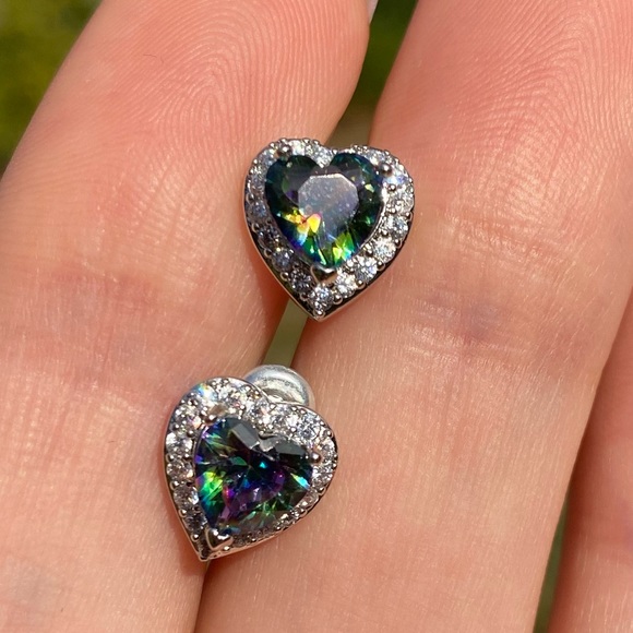 NEW 925 Sterling Silver ❤️Heart Earrings - Picture 2 of 4